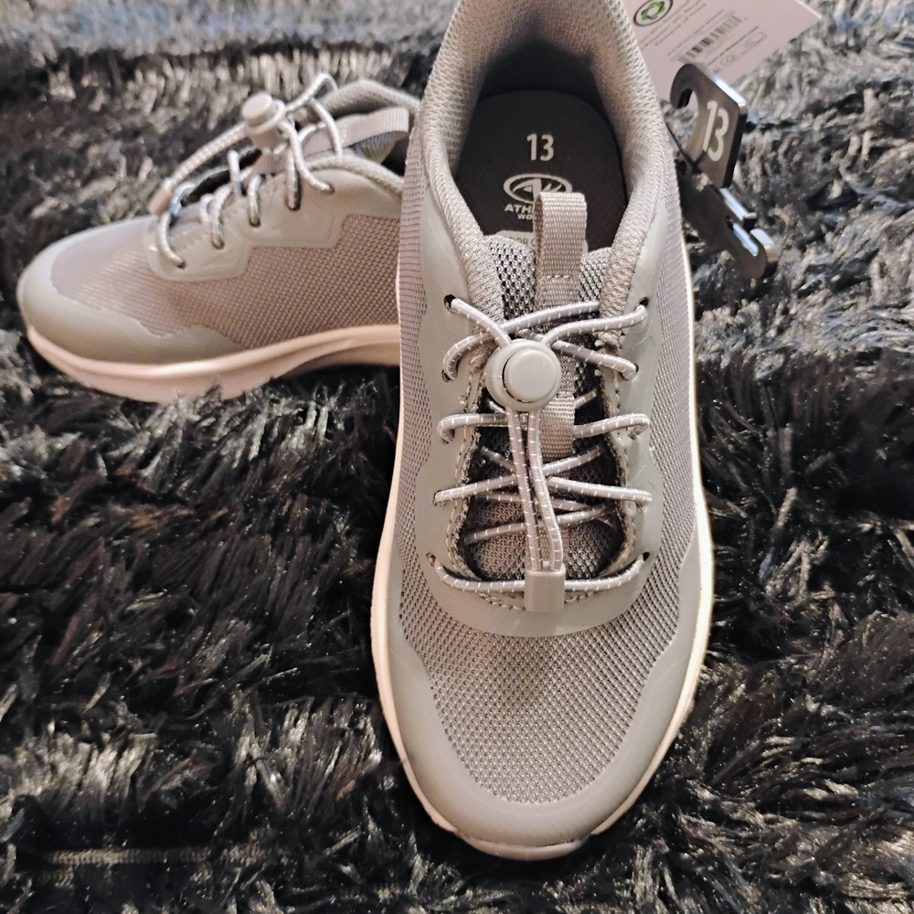 Avenue Gray Women's Athletic Shoes